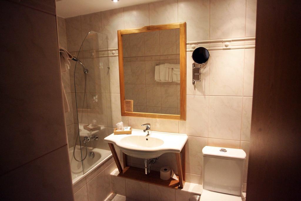 Hotel Claudius Szombathely Extérieur photo